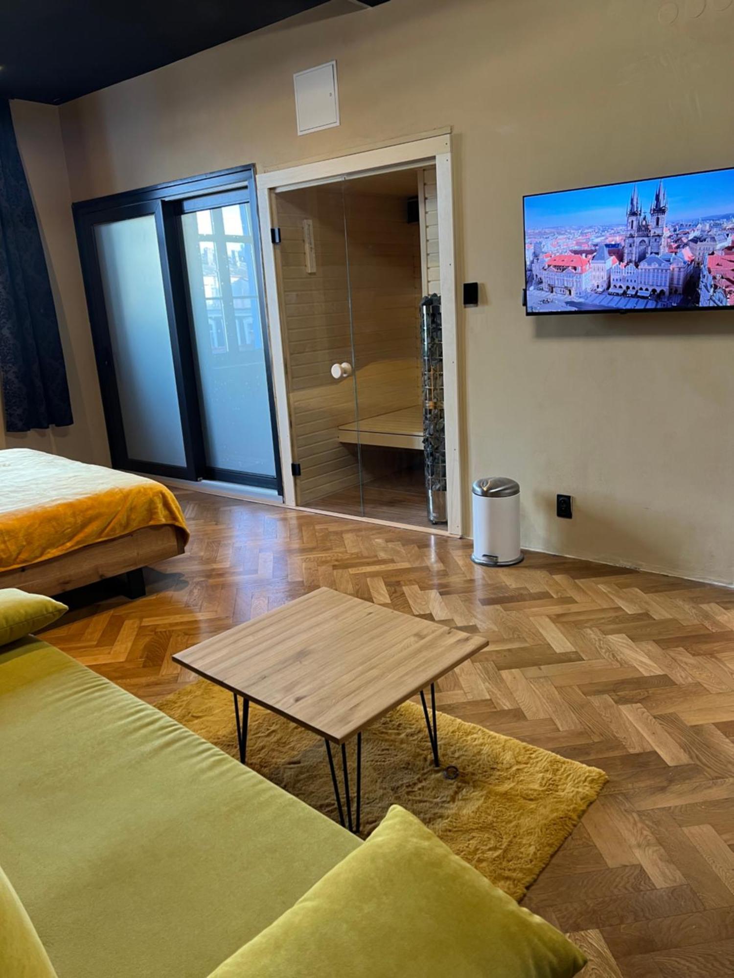 פראג Wenceslas Square Apartment 150 M2 מראה חיצוני תמונה