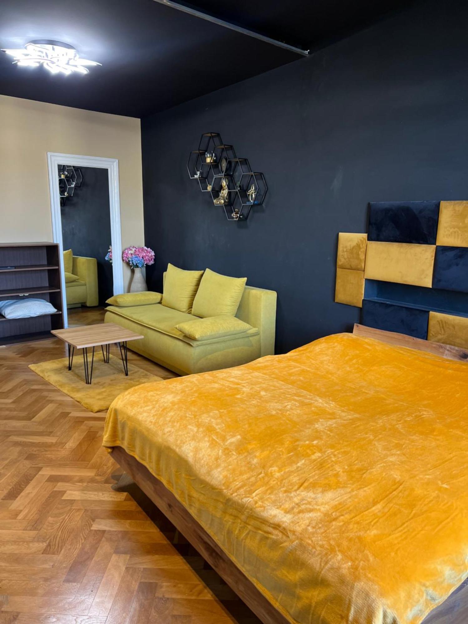 פראג Wenceslas Square Apartment 150 M2 מראה חיצוני תמונה