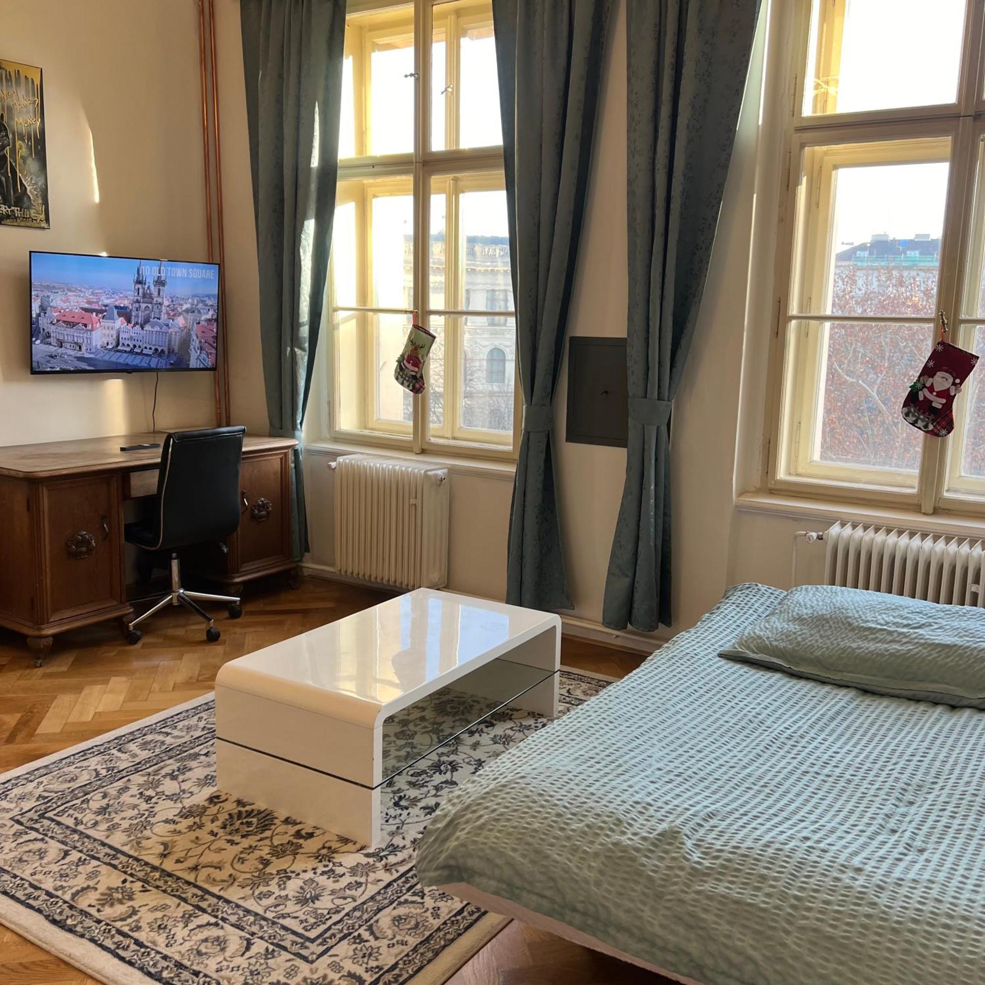 פראג Wenceslas Square Apartment 150 M2 מראה חיצוני תמונה